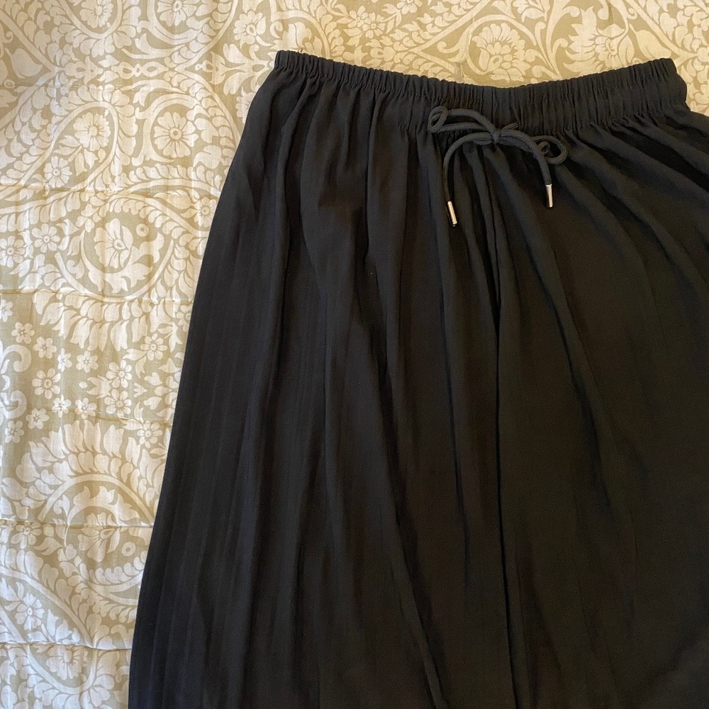 Pants - Picture 3 of 5